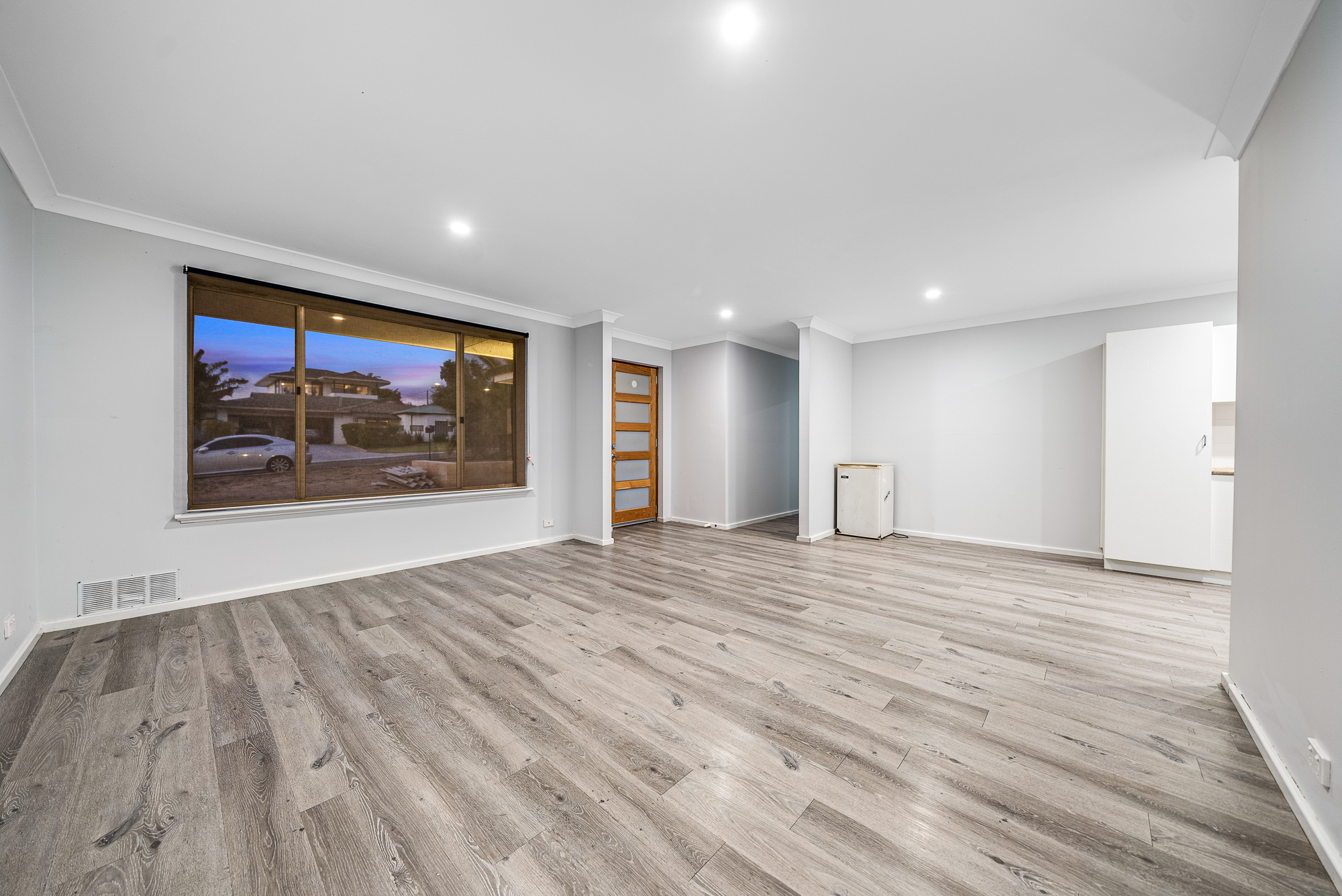 45743067 1635411367 18033 4towardawaywannerooweb 8