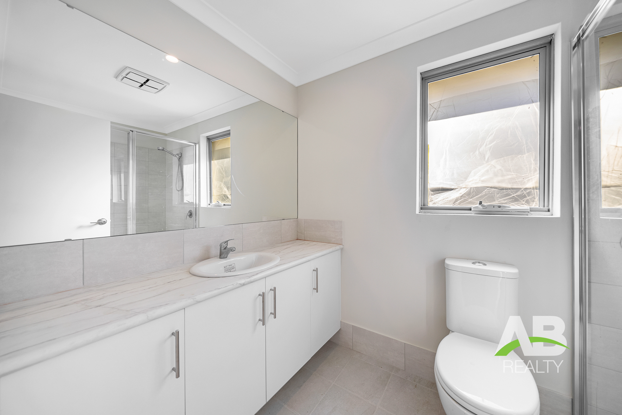 74385792 1697688876 19749 40winshipavewanneroolrlogo 13