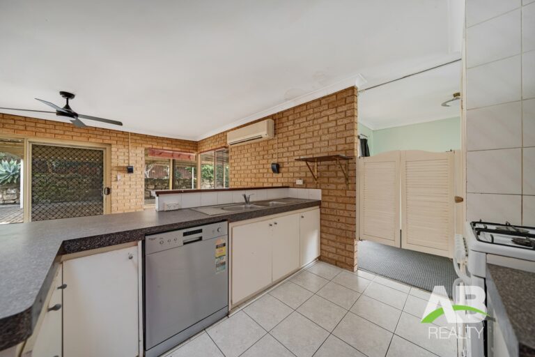 175405402 1763429578 48697 16NyundaDrWannerooLRLogo