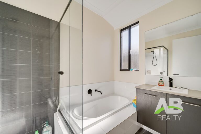 175471182 1763439232 75345 5AttadaleAveDarchLRLogo