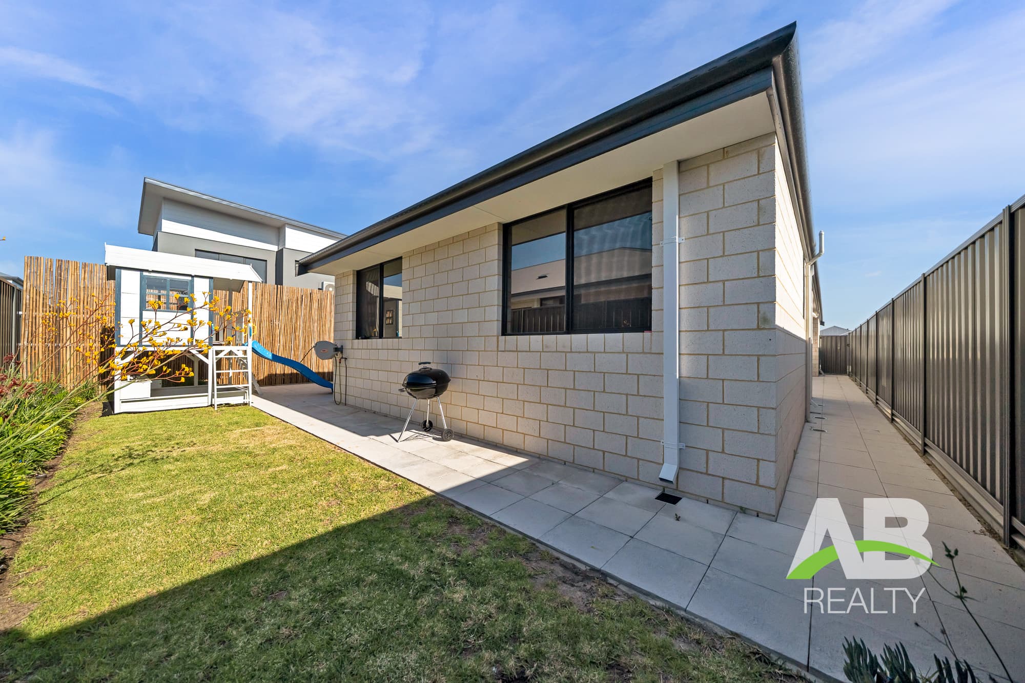 175471187 1763439236 75373 5AttadaleAveDarchLRLogo