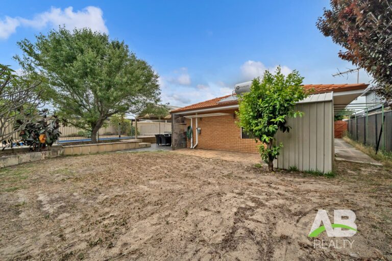 177053509 1764226292 105335 8MundereePlWannerooLRLogo