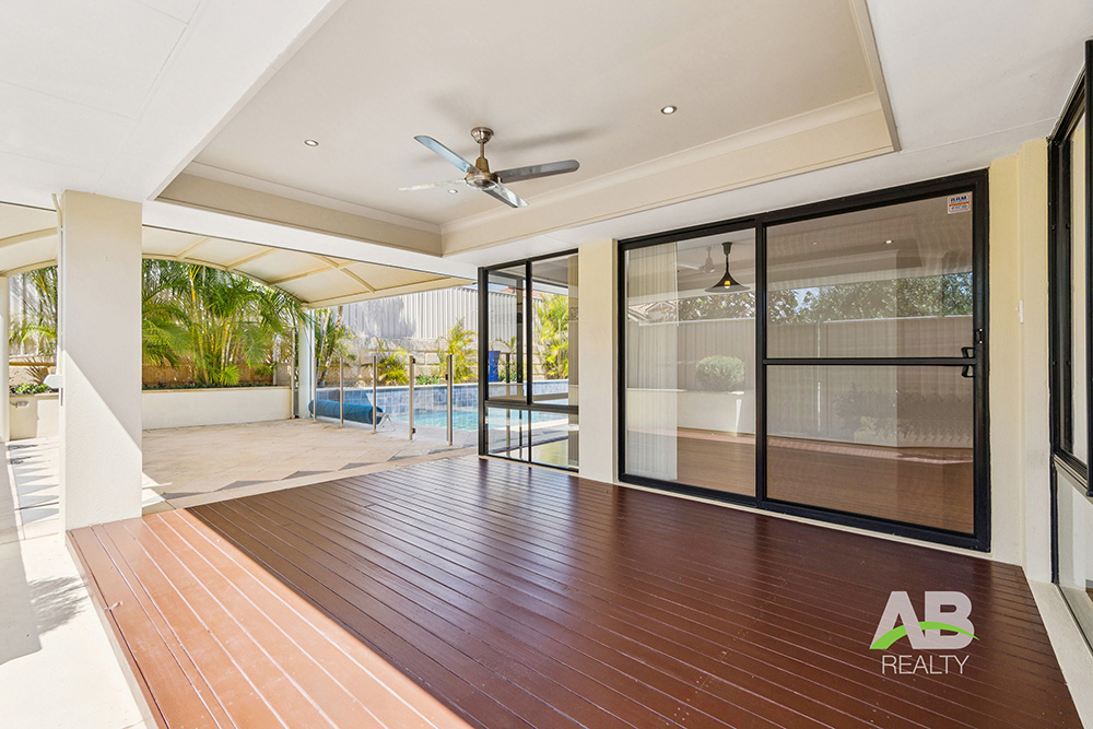 179752293 1765506508 51996 DSC00213