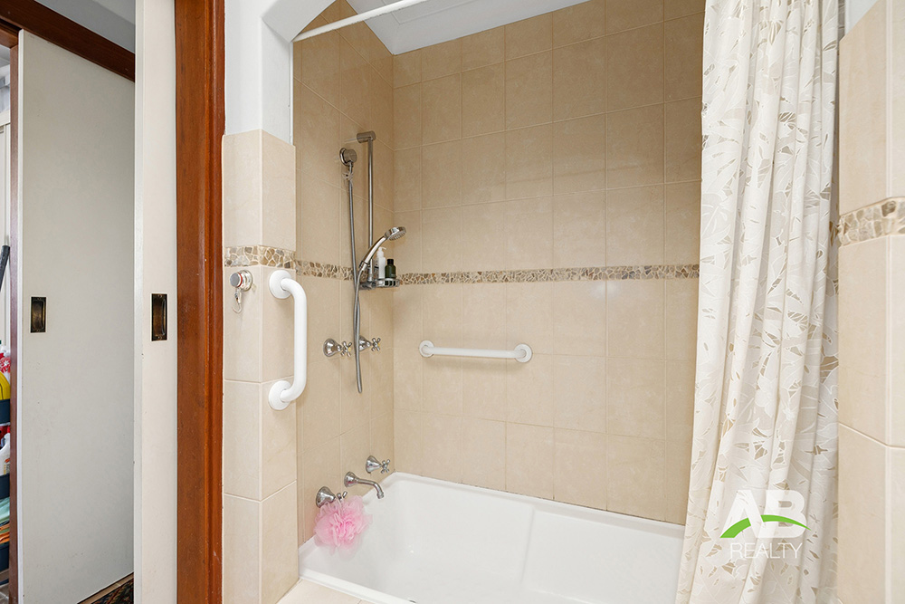 179994659 1765764331 53711 IMG0013