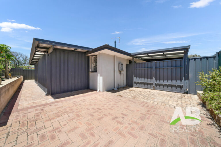 181214956 1766976550 42339 28ThompsonDrWannerooLRLogo