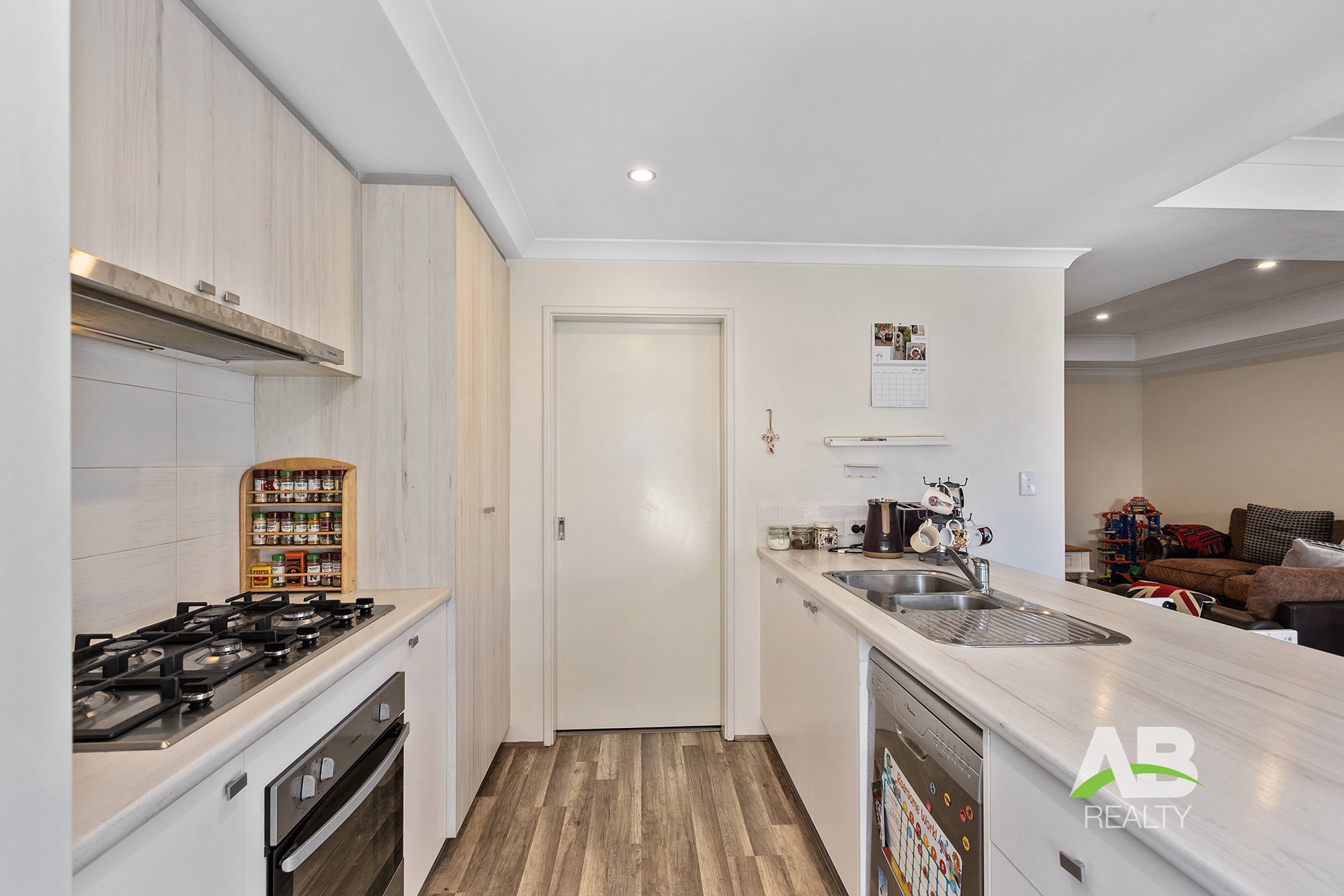 87619760 1713147081 27536 IMG0716