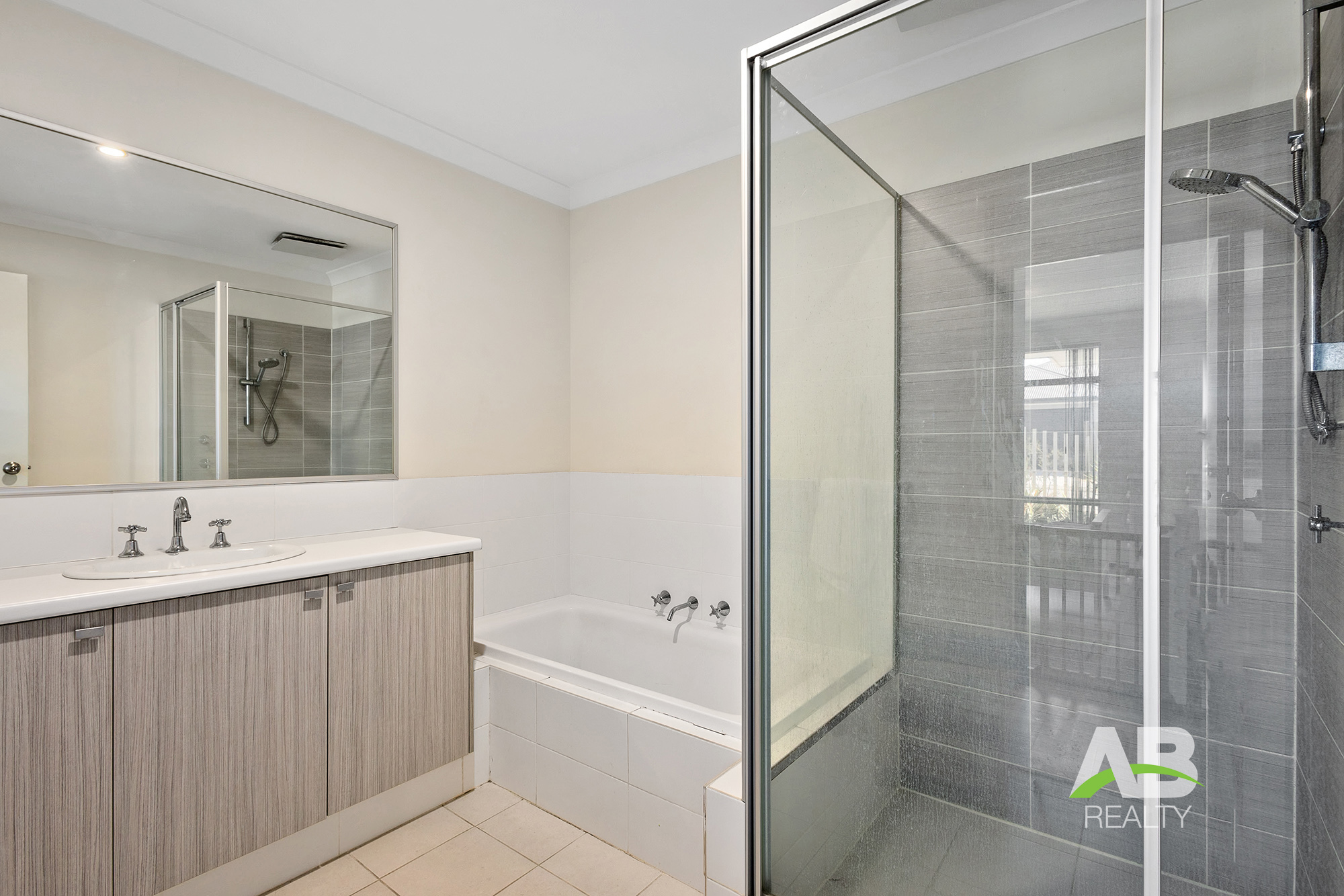 87619922 1713147171 15949 IMG0692