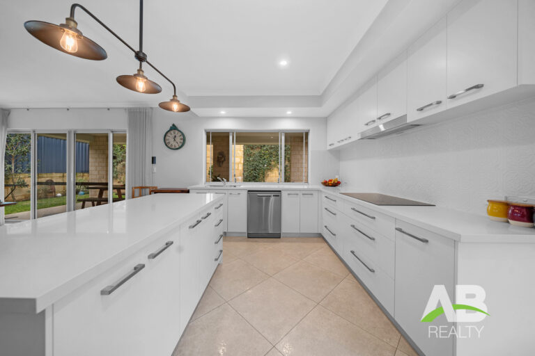 105258476 1724217079 74513 35GoundreyDrPearsallLRLogo