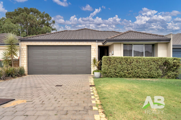 132342882 1737692491 171567 14VinciEntranceSinagraLRLogo