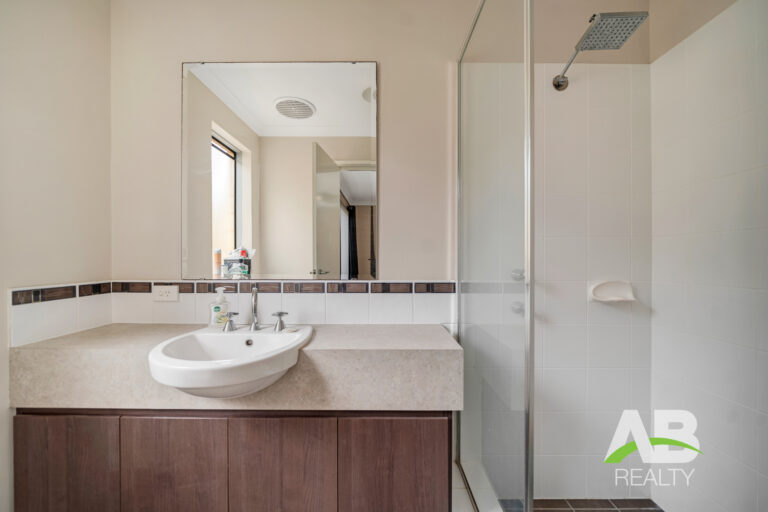 132342903 1737692494 171568 14VinciEntranceSinagraLRLogo