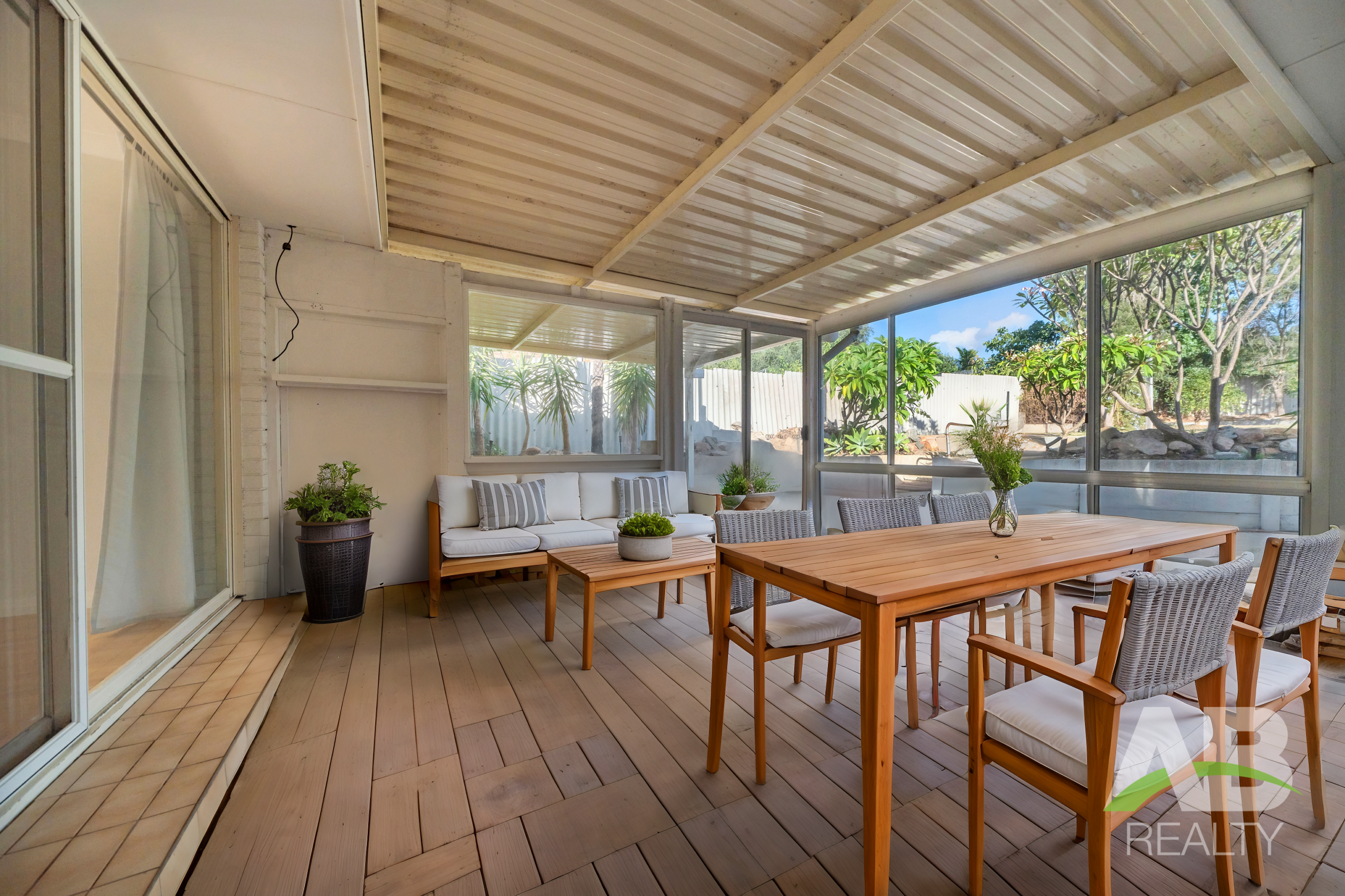 140661020 1742542984 189895 4 Wanill Pl WannerooHRNoLogo 12 Outdoor Scandinavian