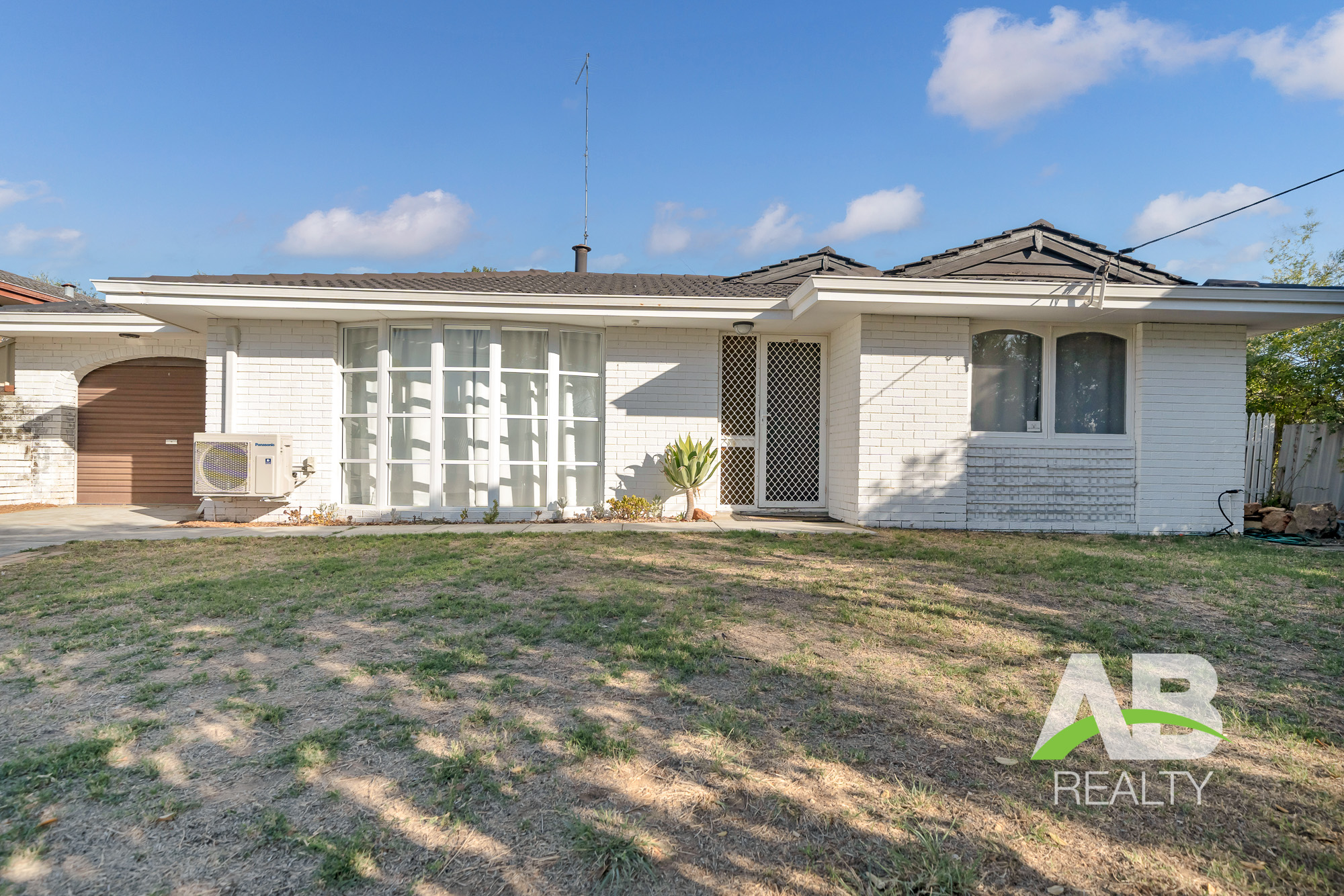 140661023 1742542988 189453 4WanillPlWannerooLRLogo