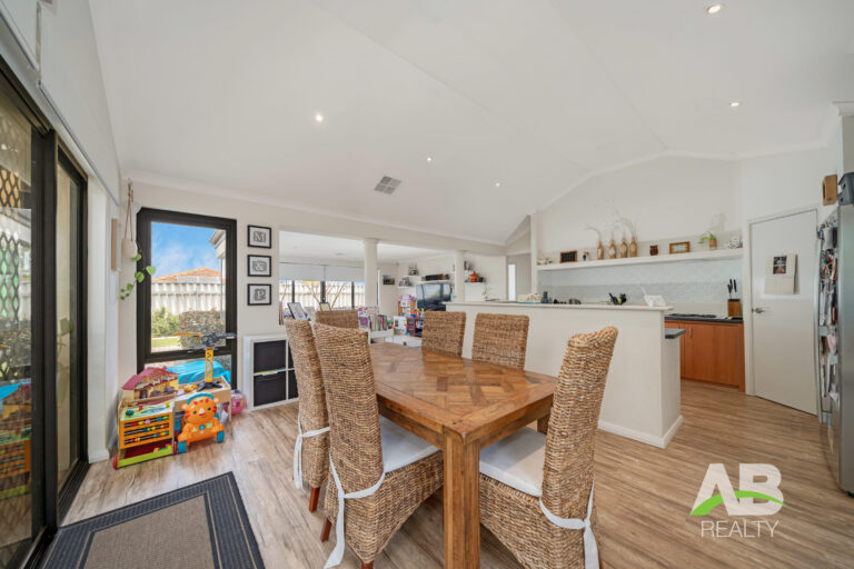 154056777 1751505564 44549 27LothertonWayHockingHRNoLogo