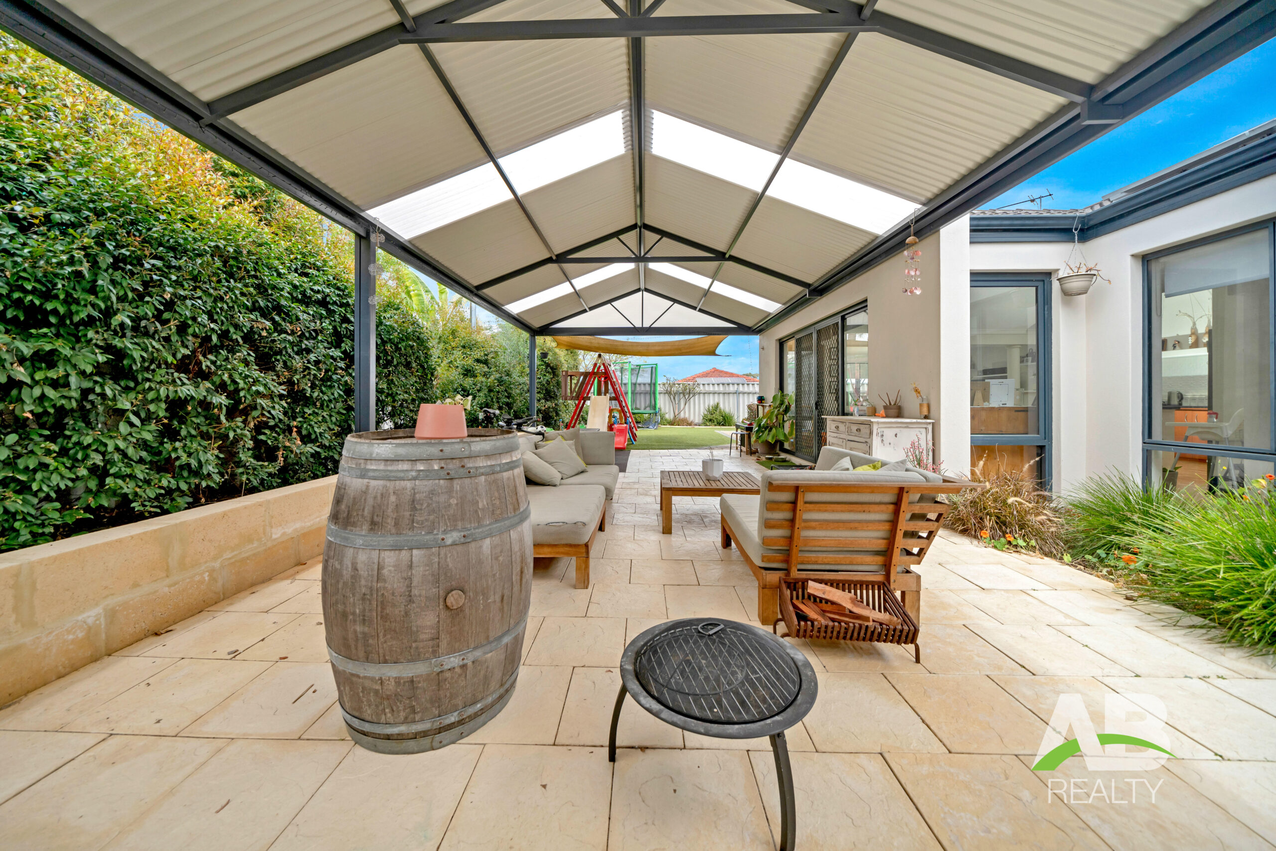 154056837 1751505577 35452 27LothertonWayHockingHRNoLogo