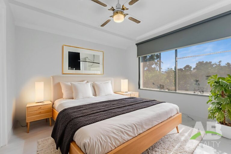 181296586 1767330849 65449 39 Balladong Loop CarramarHRNoLogo 5 Bedroom Scandinavian