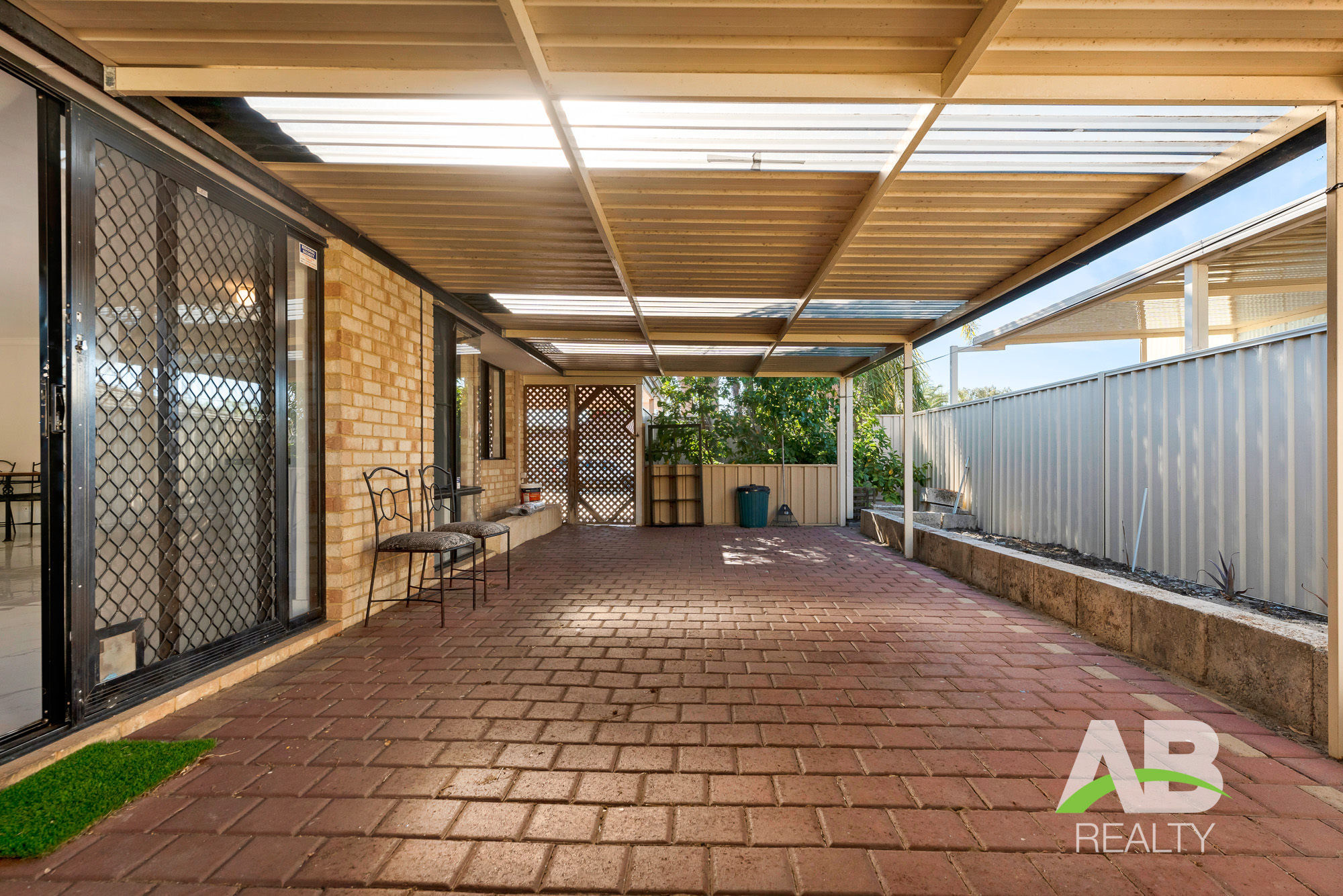 181296593 1767330871 54429 39BalladongLoopCarramarLRLogo