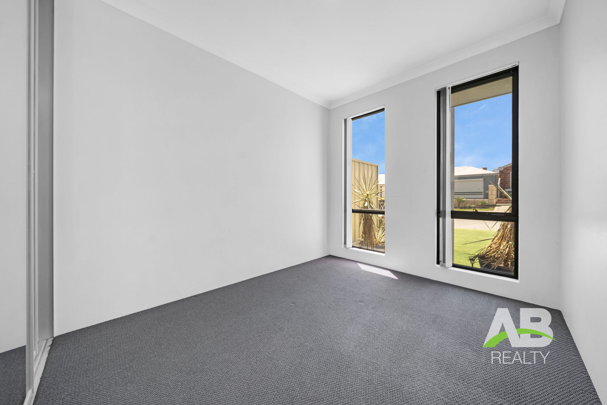 80502241 1706840181 9869 12LimariPlSinagraLRLogo