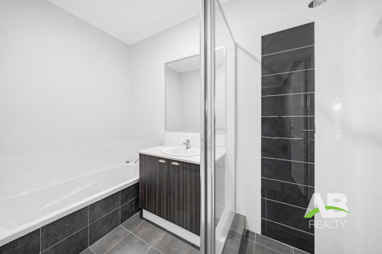 80502243 1706840183 9693 12LimariPlSinagraLRLogo