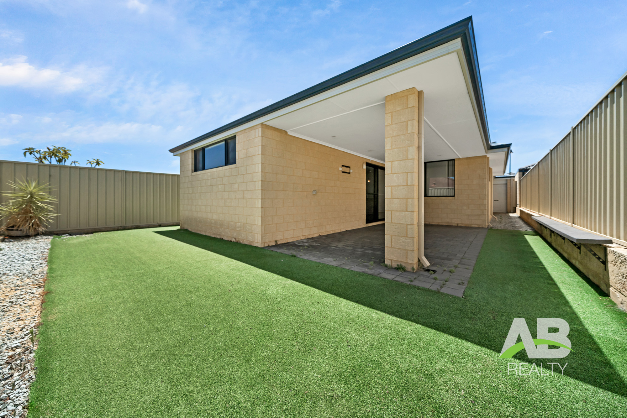 80502275 1706840200 15370 12LimariPlSinagraLRLogo