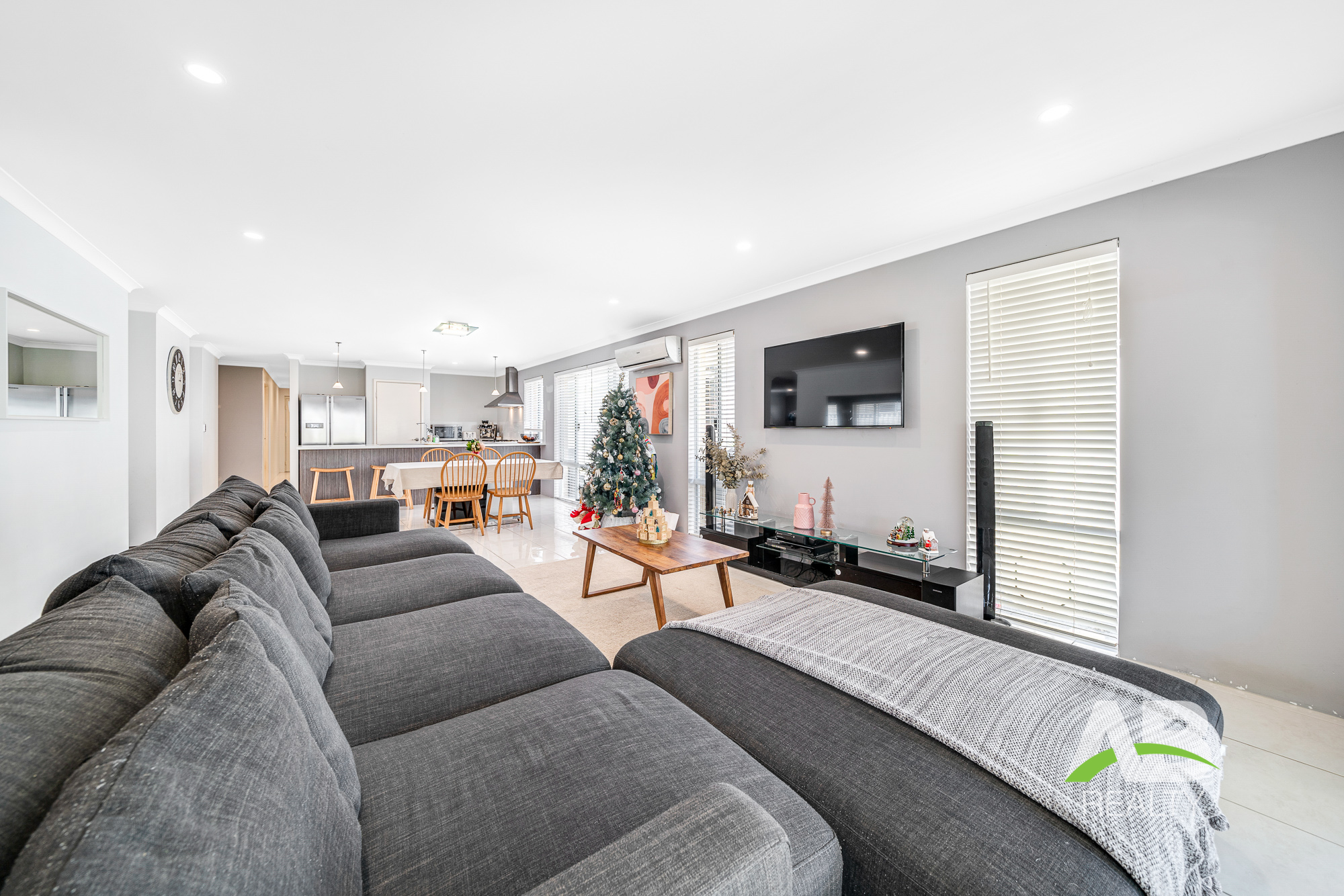 135666495 1739520799 188732 68LiriopePkwySinagraWeb