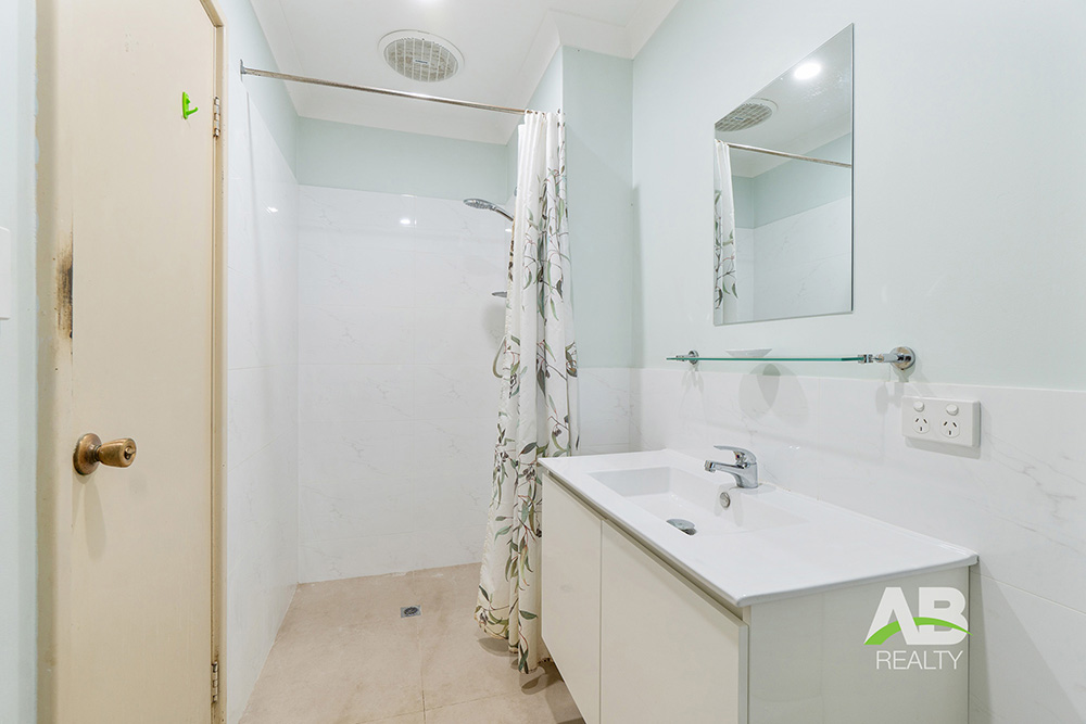 186816358 1770869329 71495 DSC00051