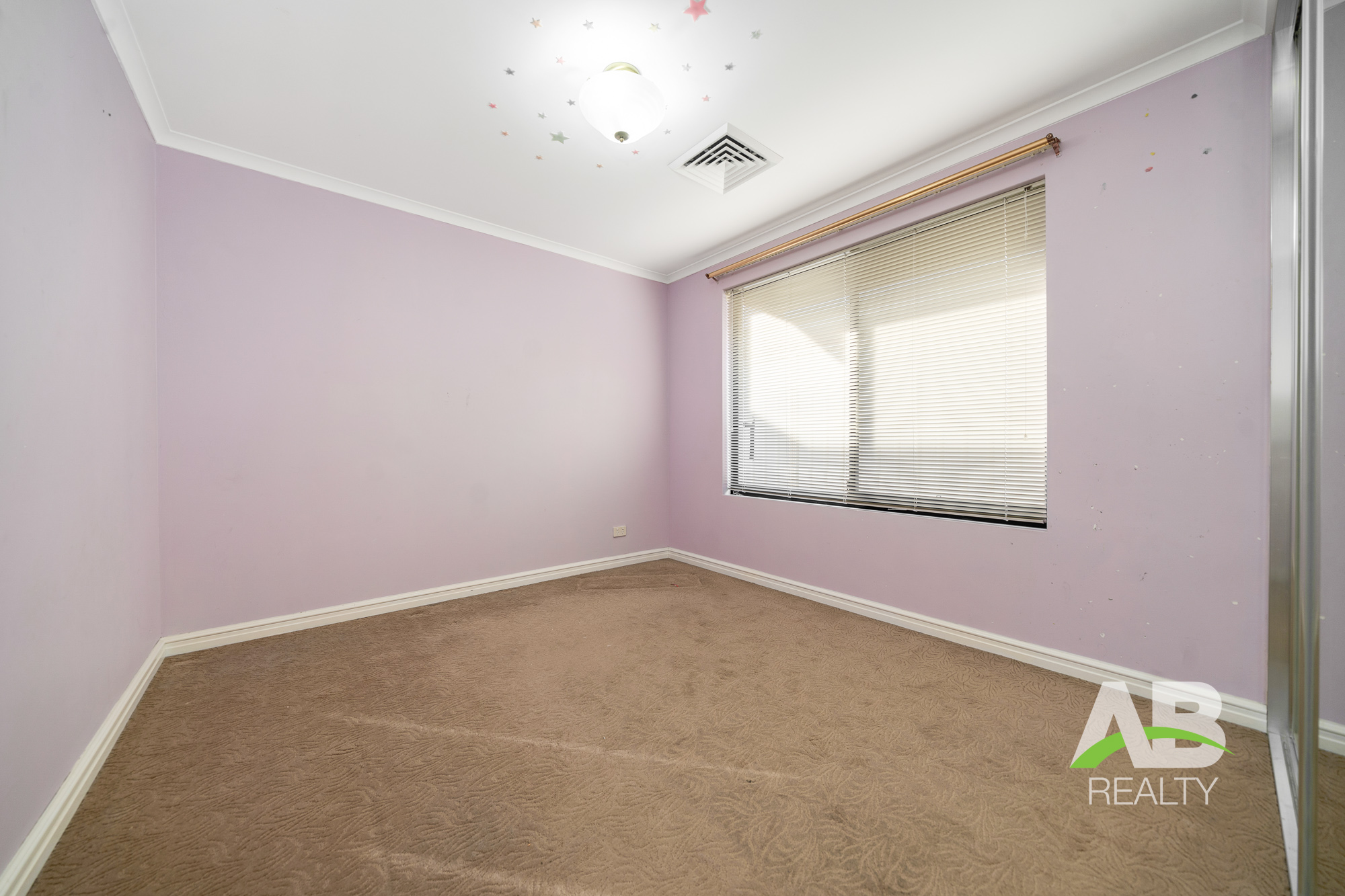 77774450 1701824806 14949 37TurnerPkwyCarramarLRLogo