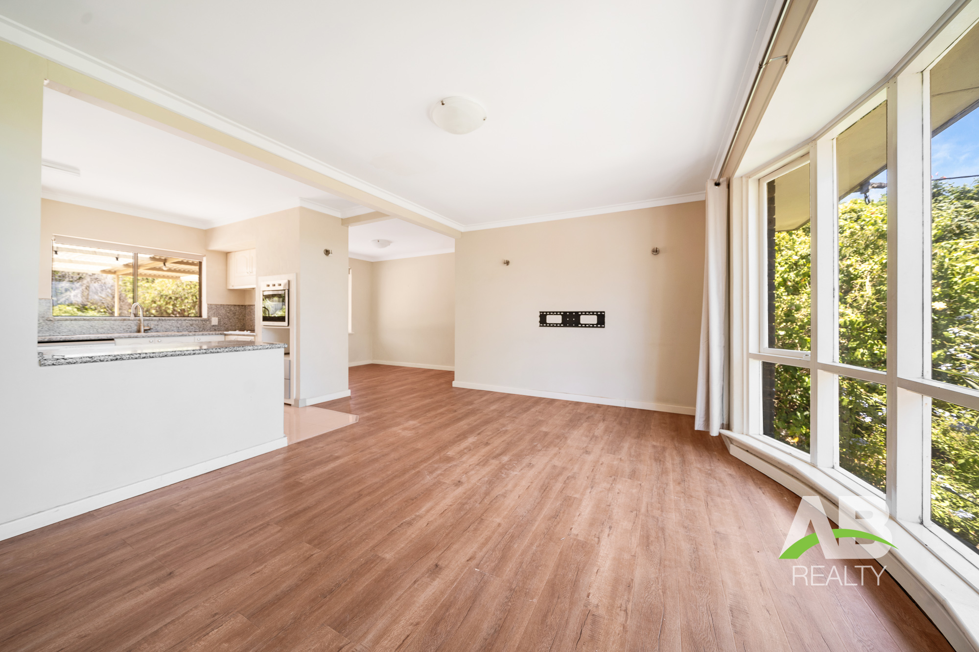 80452874 1706767065 6666 44CivicDrWannerooLRLogo