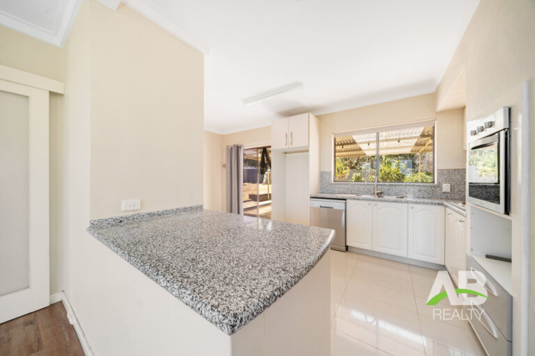 80452879 1706767071 6972 44CivicDrWannerooLRLogo