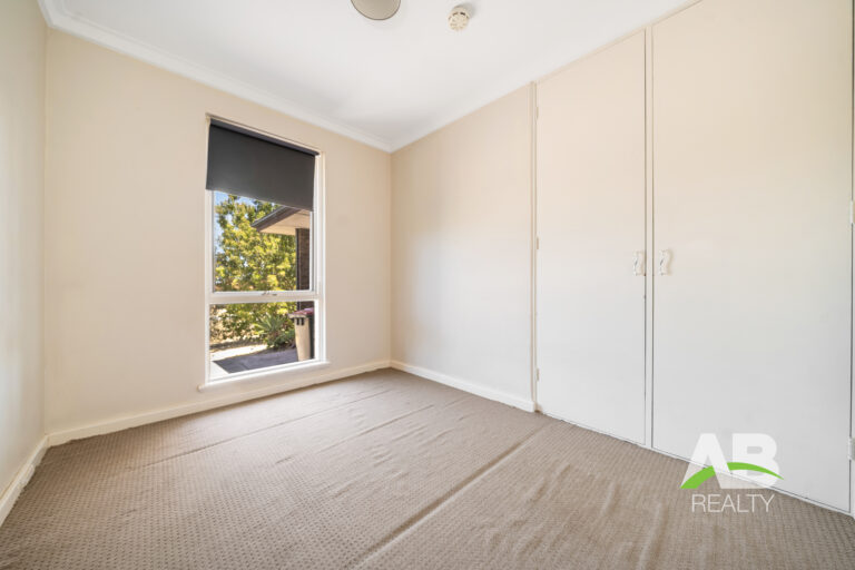 80452883 1706767075 9780 44CivicDrWannerooLRLogo