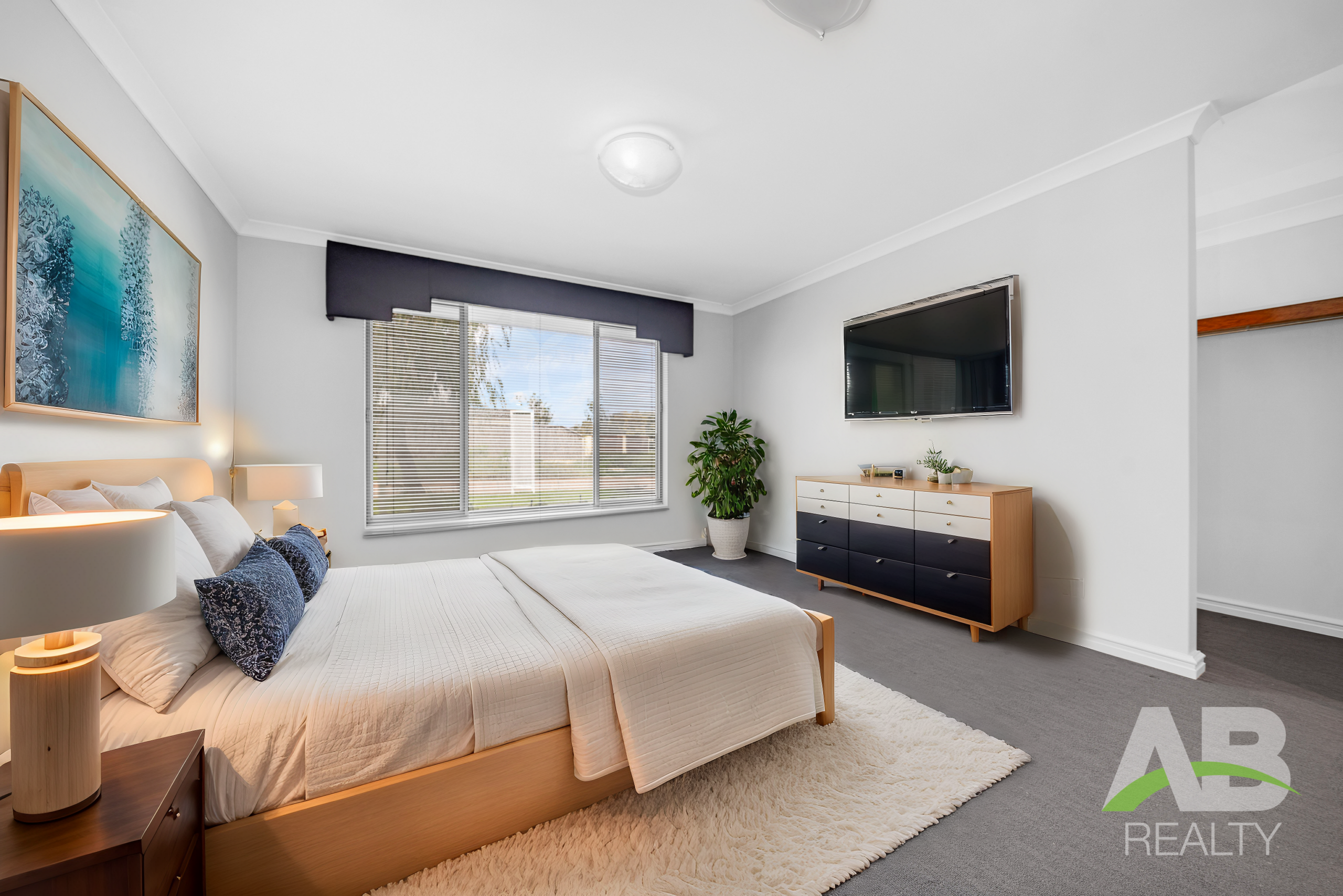 129373477 1734571811 147531 11 Tobermory Cres Butler HRNoLogo 3 Bedroom Scandinavian