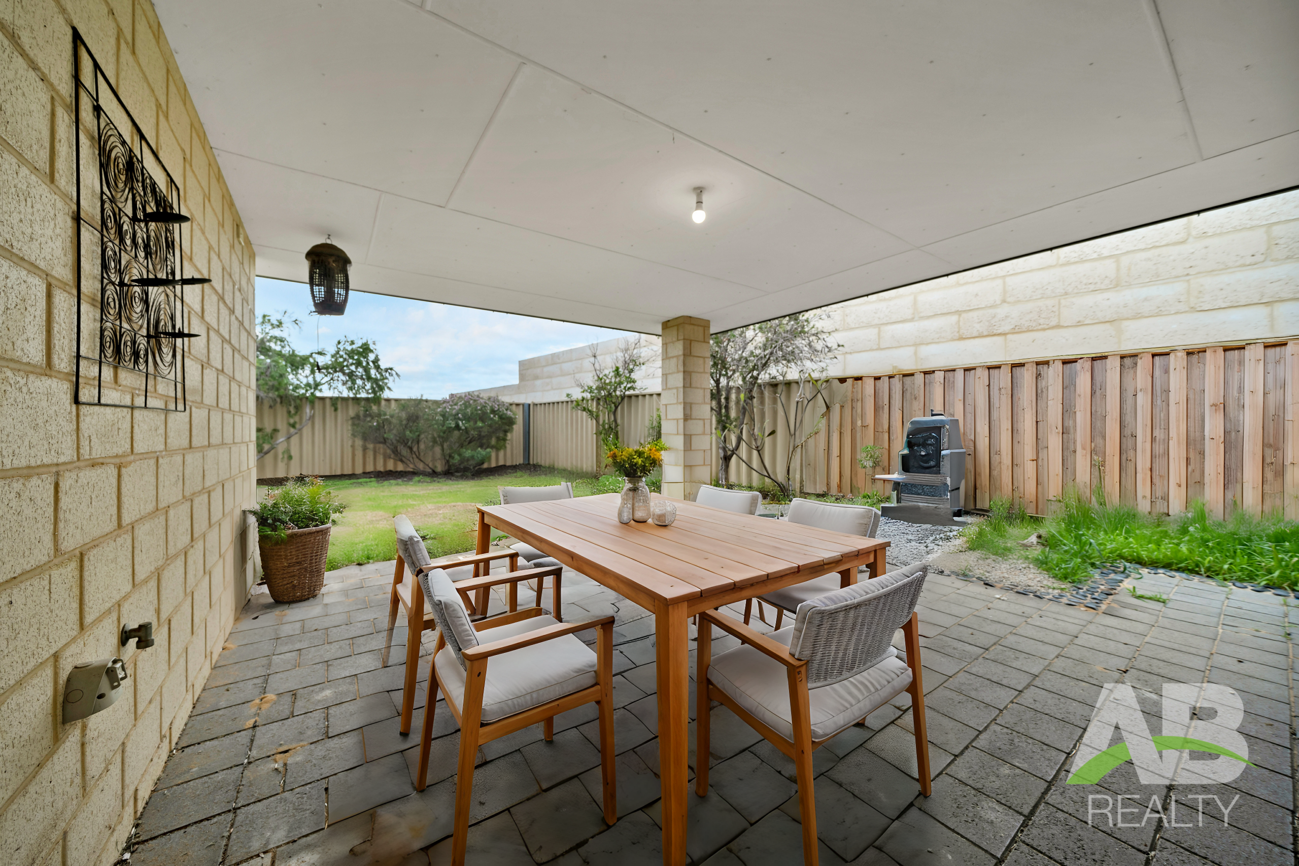 129377368 1734572623 149289 11 Tobermory Cres Butler HRNoLogo 13 Outdoor Scandinavian 3