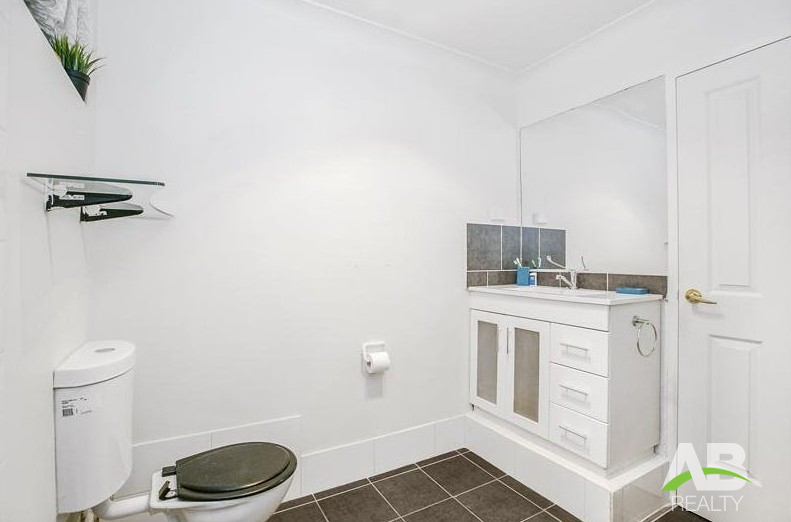 144324664 1744773609 63168 image121