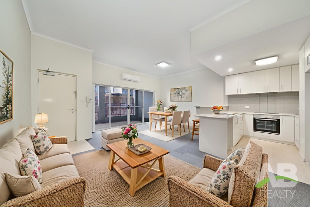 150225651 1749011752 74326 3 37 Orenco Bend ClarksonHRNOLOGO 3 Kitchen Scandinavian