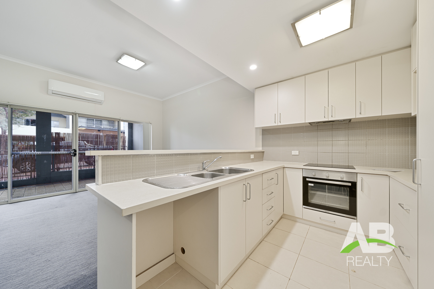 150225696 1749011766 74721 3 37OrencoBendClarksonLRLOGO