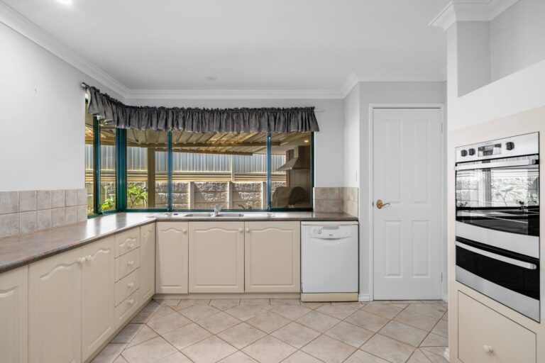 190487387 1772683281 83368 63StonehavenParadeKinrossHRNoLogo