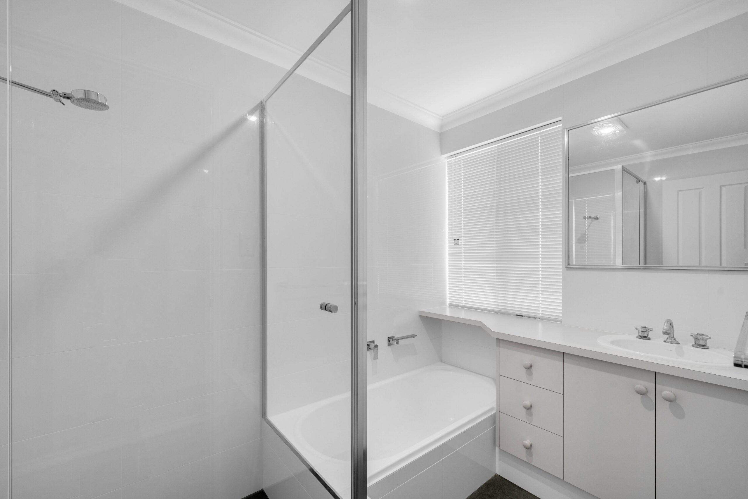 190487418 1772683285 83287 63StonehavenParadeKinrossHRNoLogo