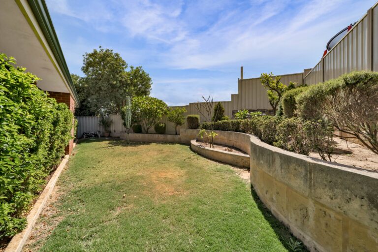 190487555 1772683292 83382 63StonehavenParadeKinrossHRNoLogo