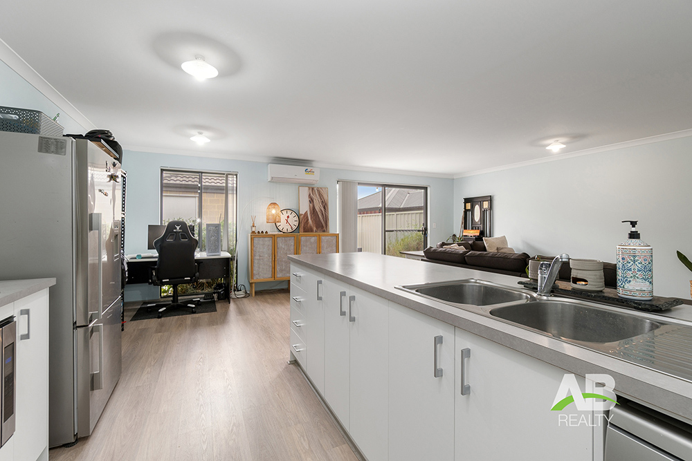 192302379 1773640432 232870 DSC00095