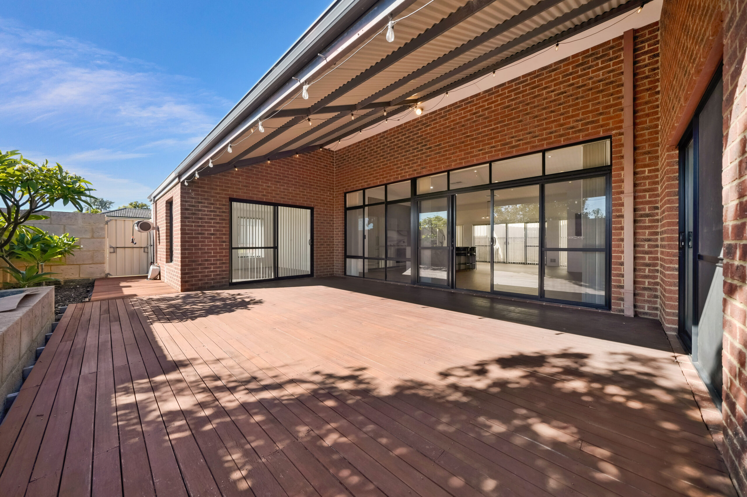 193077930 1773892009 82467 2KarrivaleCtPearsallHRNoLogo