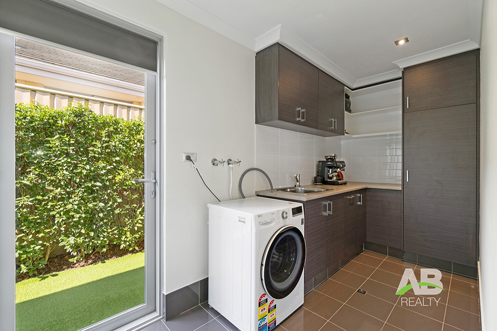 196898819 1776224821 79974 DSC00081