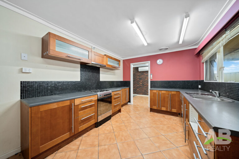 197427671 1776648766 60560 26DowningCresWannerooLRLogo