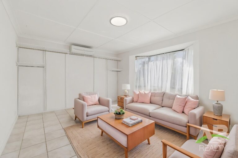 197889285 1776830872 69929 DSC00013 LivingRoom Standard