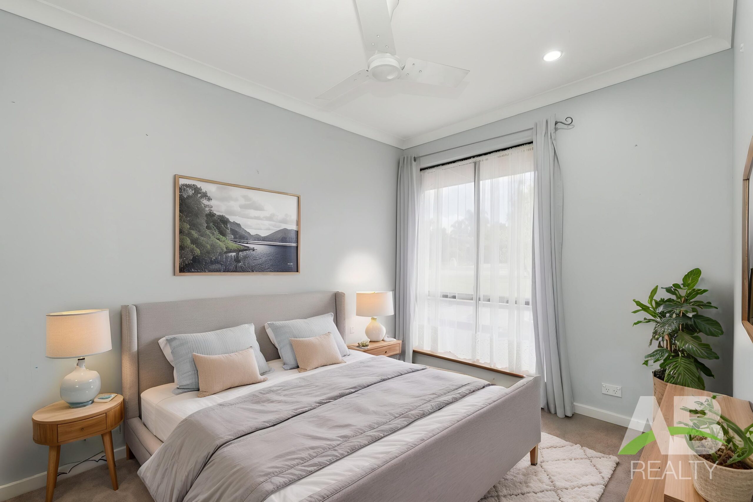 197889366 1776830885 70024 DSC00045 Bedroom Standard