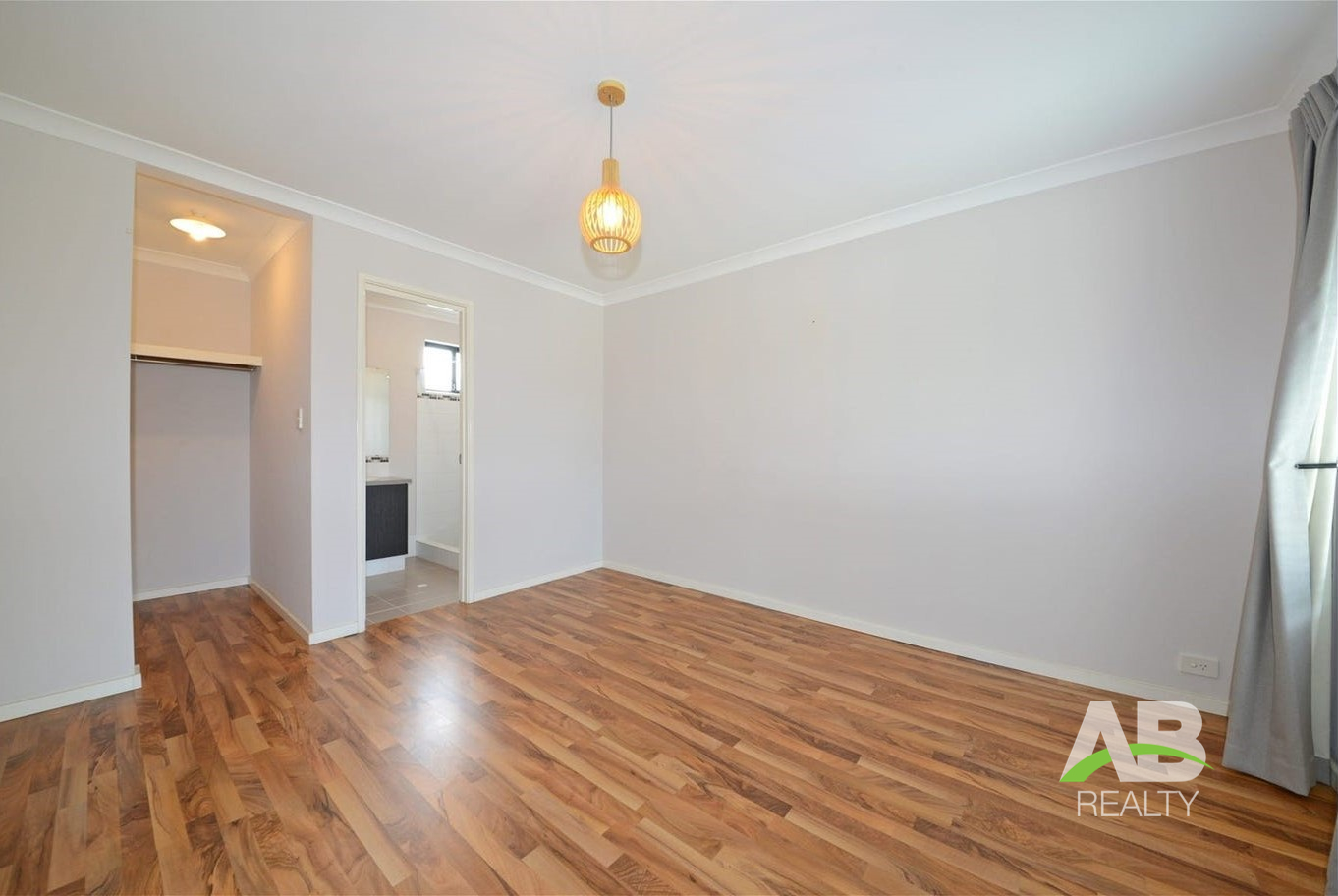 75176162 1698814389 7706