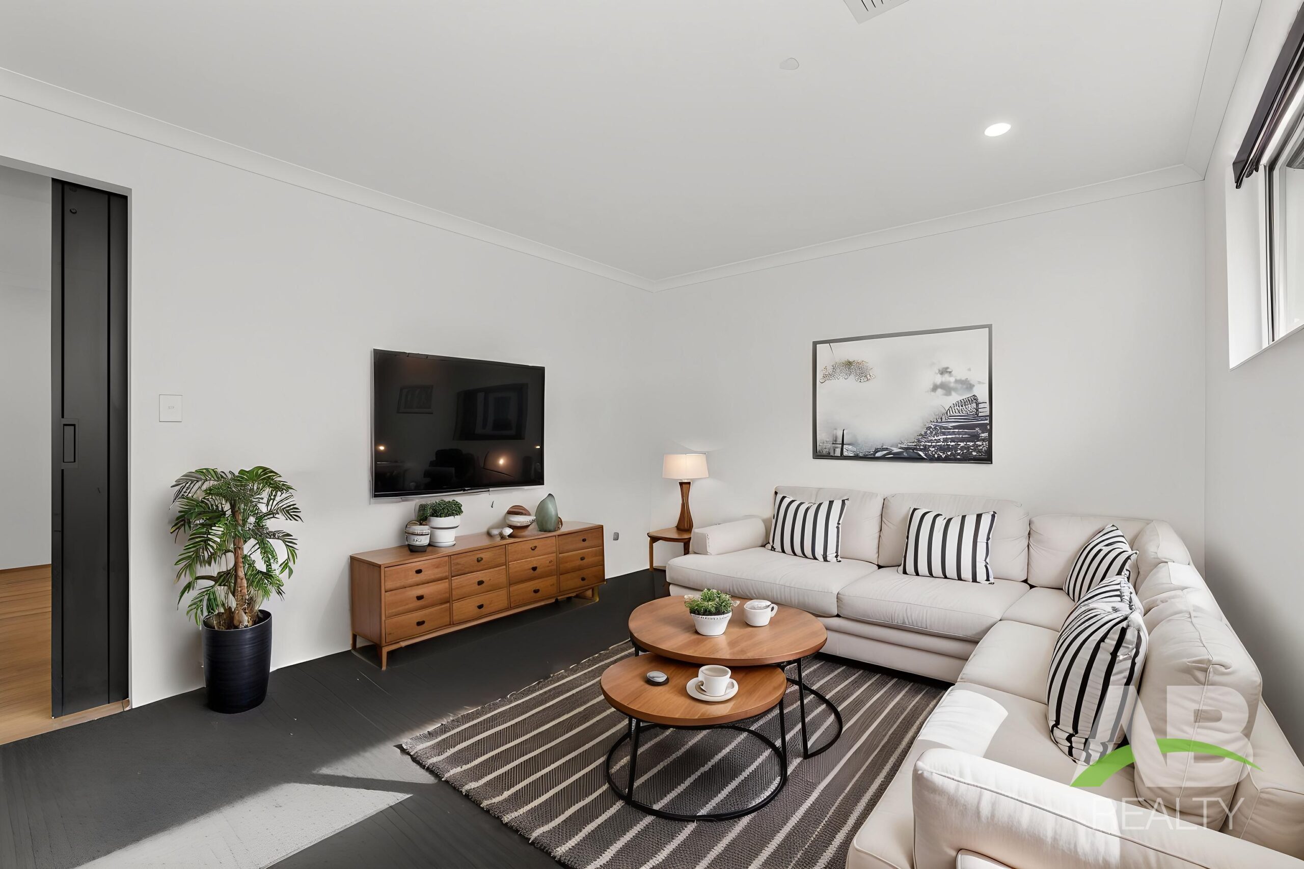 203372264 1779855437 86356 DSC00079 LivingRoom Scandinavian