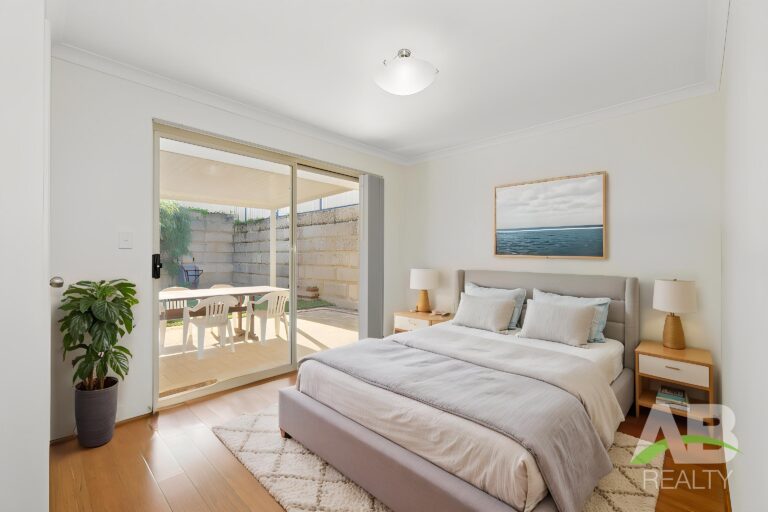 204147386 1780455940 59126 DSC00029 Bedroom Standard