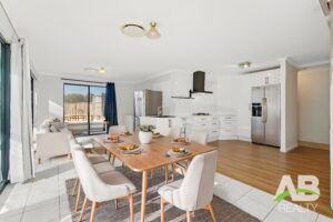 212695916 1785725105 62277 DSC00001 DiningRoom Standard