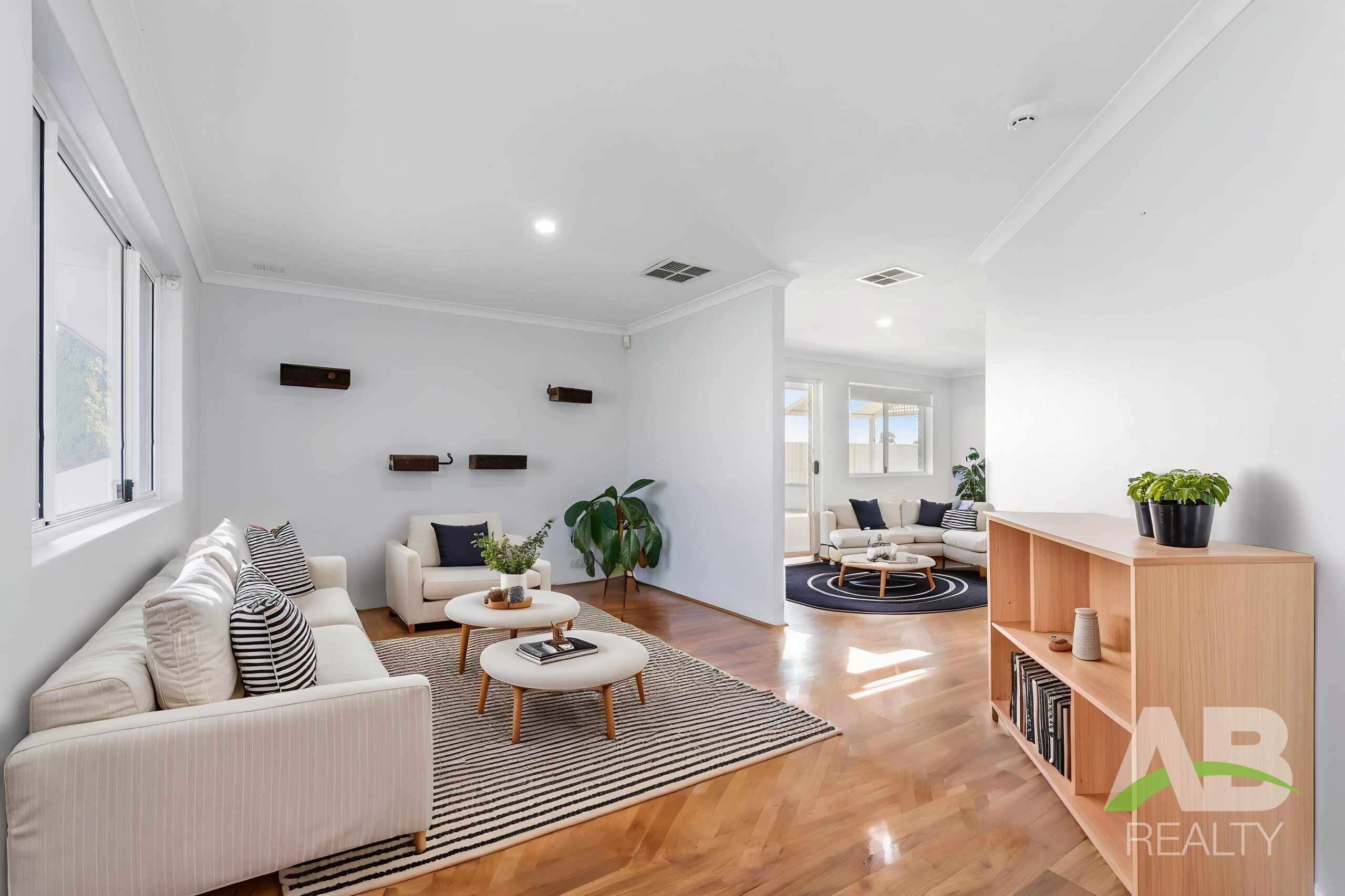 217272524 1788318650 76582 DSC00001 LivingRoom Scandinavian