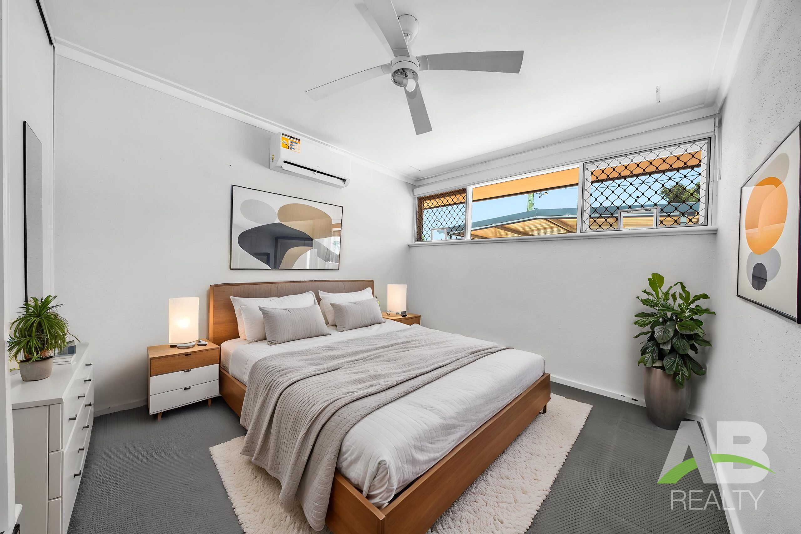 223589035 1791958905 295318 28 Thompson Dr WannerooHRNoLogo 7 Bedroom Scandinavian